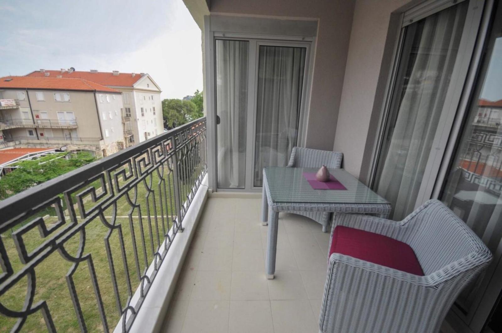 Seaside Apartments Petrovac Εξωτερικό φωτογραφία