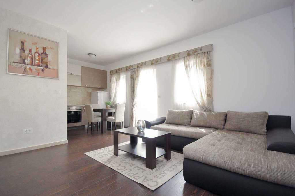 Seaside Apartments Petrovac Εξωτερικό φωτογραφία