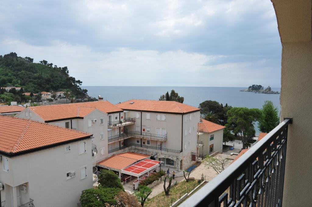 Seaside Apartments Petrovac Εξωτερικό φωτογραφία
