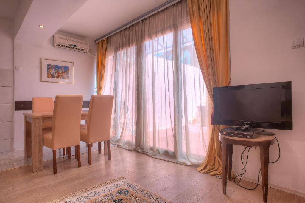 Seaside Apartments Petrovac Δωμάτιο φωτογραφία